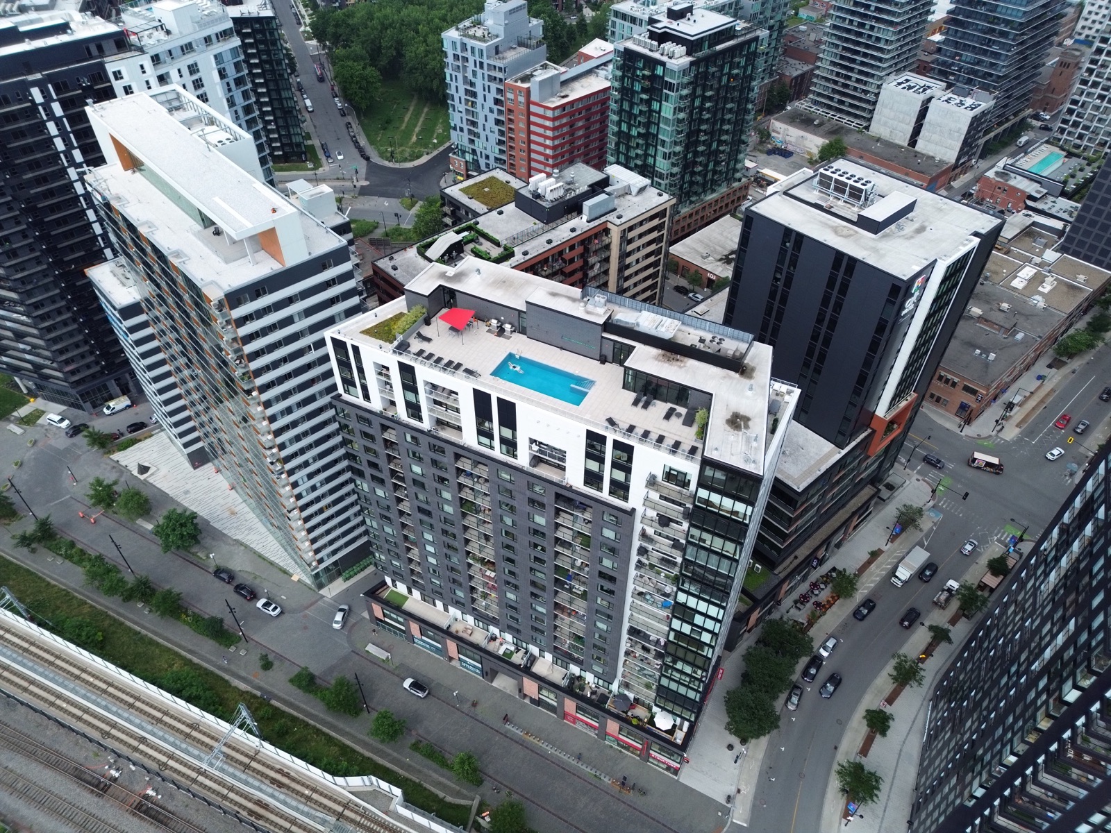 Aerial view of listing and neighbourhood