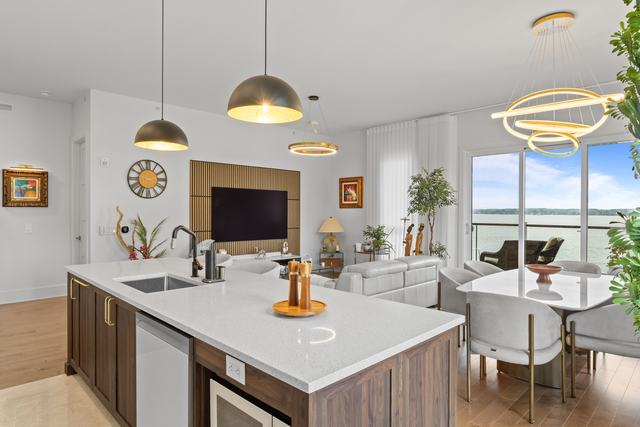 Kitchen, real estate photography by SharpShot Media, Montréal
